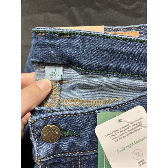 LL Bean Bean Flex Jeans Womens Sz 8 Straight Leg Favorite Fit Denim Regular NWT - Picture 3 of 8